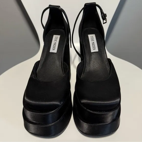 New Steve Madden Charlize Platform Heels
