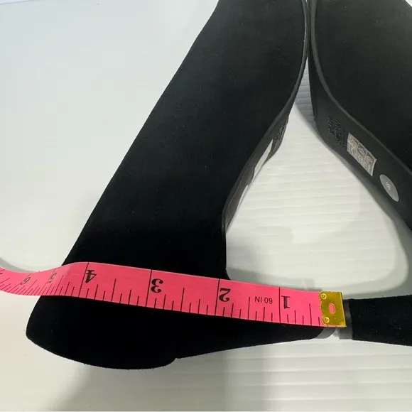 New Stuart Weitzman Chicpump Black Suede Square Toes Heels Size 8