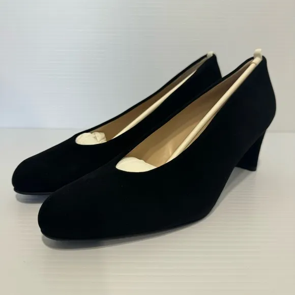 New Stuart Weitzman Chicpump Black Suede Square Toes Heels Size 8