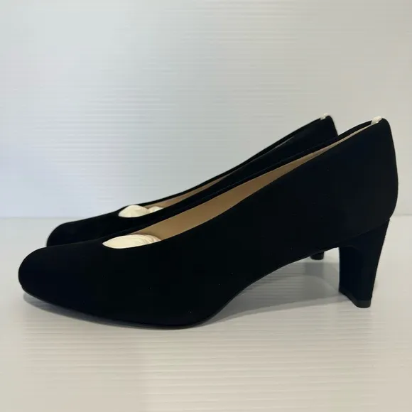 New Stuart Weitzman Chicpump Black Suede Square Toes Heels Size 8