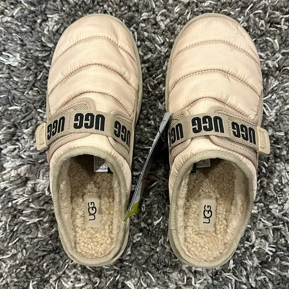 New UGG Dune Slip-On LTA Slipper in Tan
