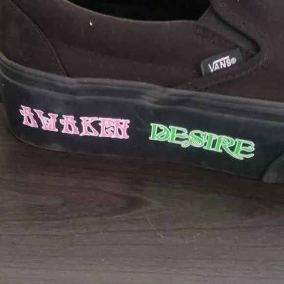 New Vans Classic Slip On Morph Blackout Glow in the Dark Platform Fun Sneakers