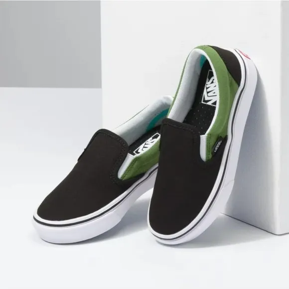 NEW Vans Kids 2-TONE Comfycush Slip-On Skate Shoe Cactus/Black Size 10.5K