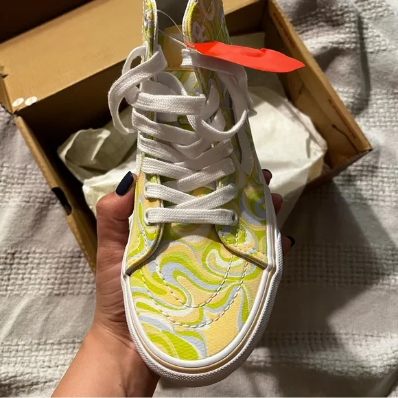 New Vans Sk8-hi tapered sneakers in Lime swirl cream Size 7