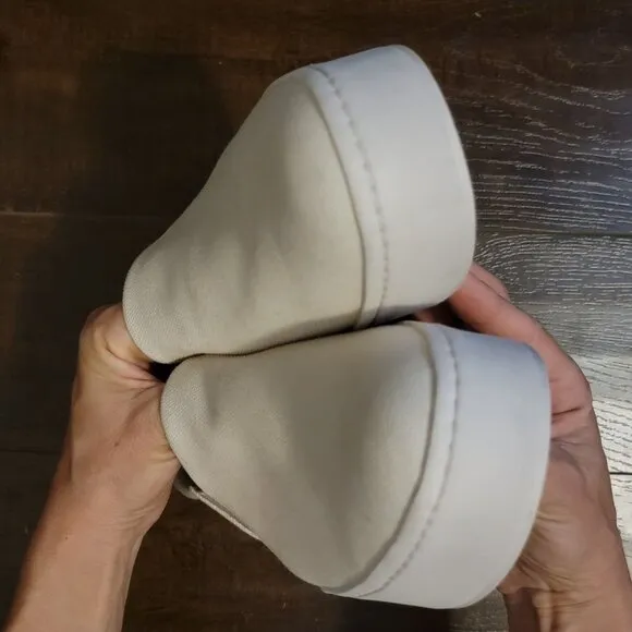 NEW Vince Warren Slip On Sneaker Womens 11 Comfort Casual Timeless Neutral
