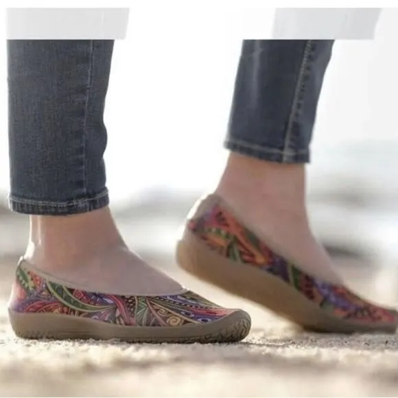 NIB A’rcopedico Women’s Lolita Art Edition Slip On Ballet Flat Walking - Size 8