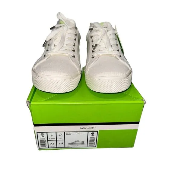 NIB! Cariuma OCA Low Off-White Canvas Sneaker - Size 9