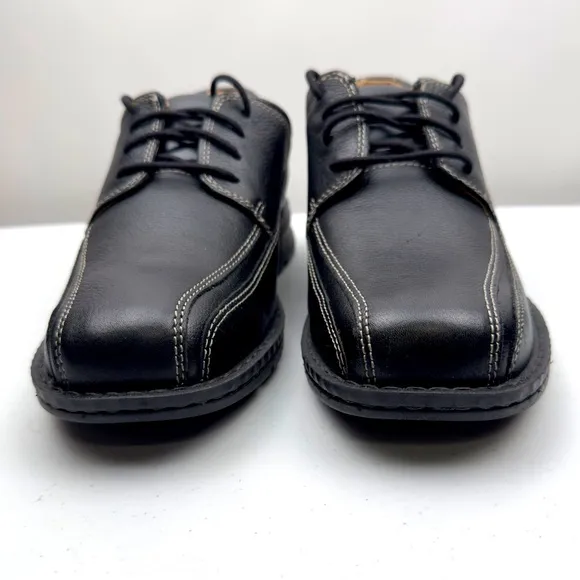 NIB Dockers Men's Trustee Oxford Shoe Black Size 7M