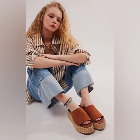 NIB Free People Harbor Raffia Platform Slides Size Womens 10 Tan
