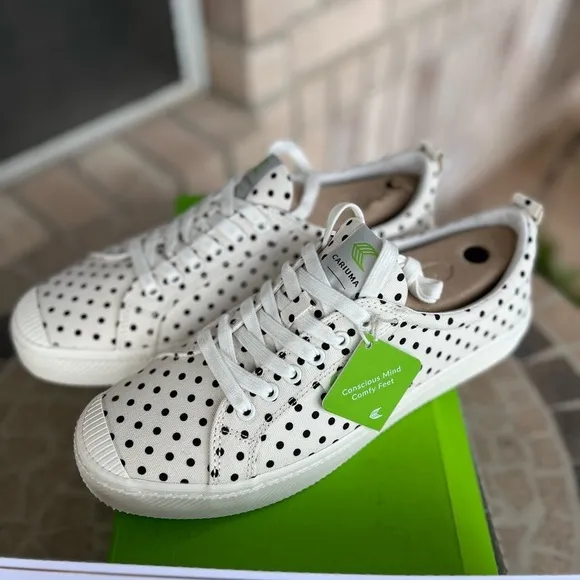 NIB Oca Low White Canvas Black Polka Dot Sneakers 11M/12.5W