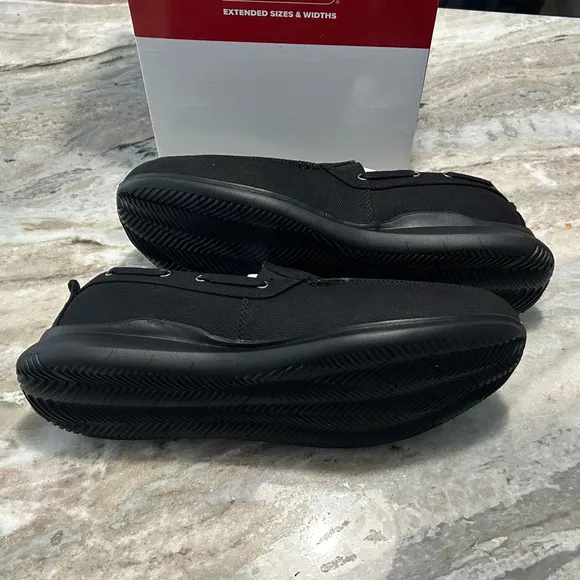 NIB Propet Viasol Men's Slip-On Shoes – Black, Size 8