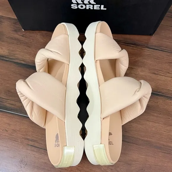 NIB - Sorel Viibe Twist Slides - Size 11