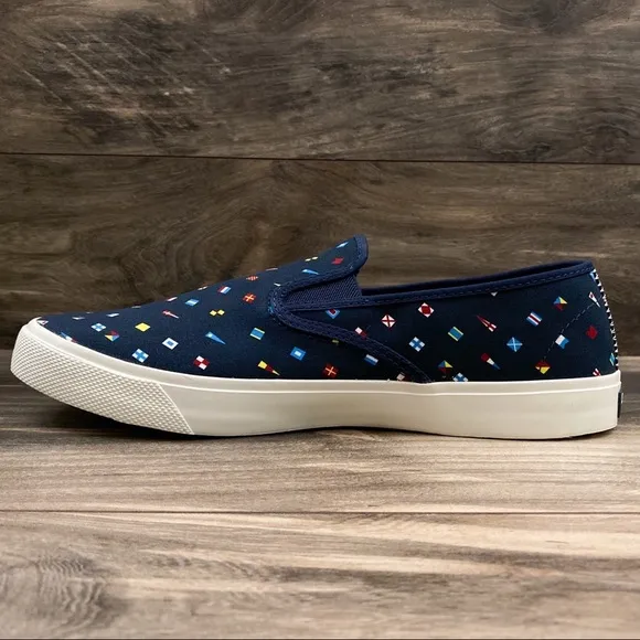NIB Sperry Dual Gore Captain’s Slip On Sneaker 11M​