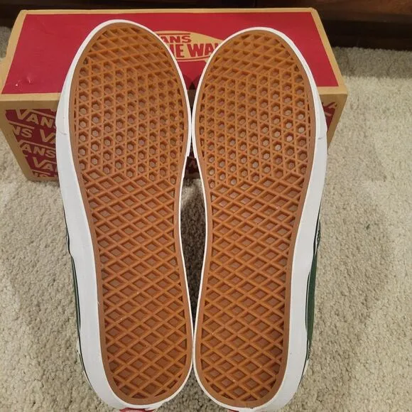 NIB Vans Classic Slip-On Checkerboard VN0A7Q5D6QU GREEN WHITE men's 12 EU 46