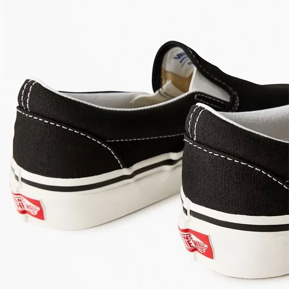 NIB Vans