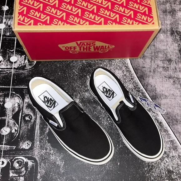 NIB Vans