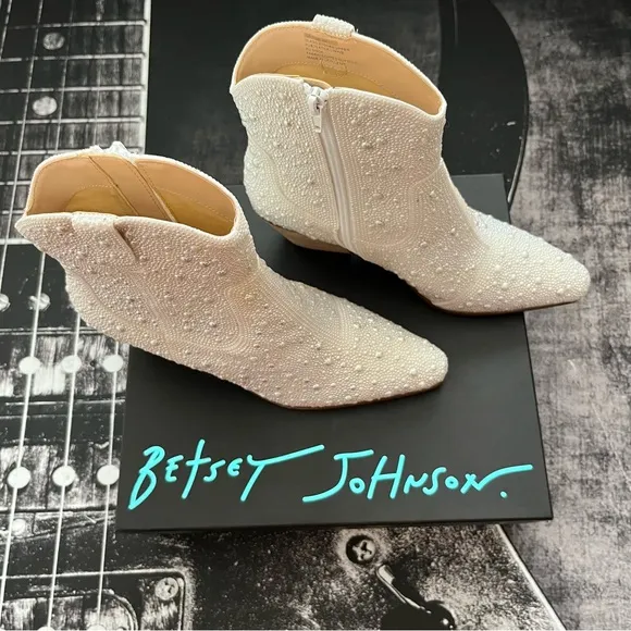 NIB Western Boots