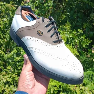 NIBLICK White and Brown Wing Tip Oxford Golf Shoes with Classic Spike Design