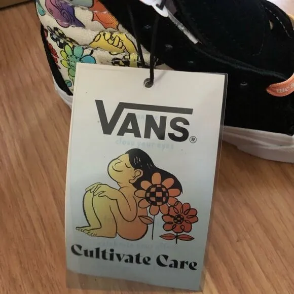 NIB VANS VN000D5F8C3 Kids Cultivate Care Sk8-Hi Shoes Sneakers