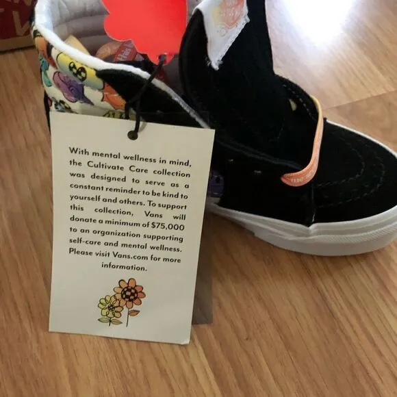 NIB VANS VN000D5F8C3 Kids Cultivate Care Sk8-Hi Shoes Sneakers