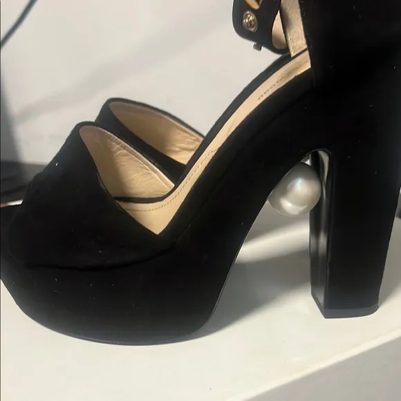 Nicholas Kirkwood Black Elegant Platform Heels