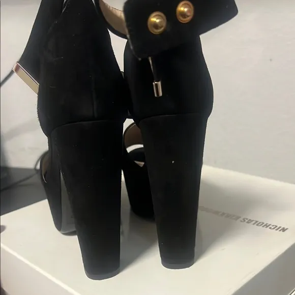 Nicholas Kirkwood Black Elegant Platform Heels