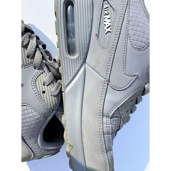 Nike Air Max 90 Triple Wolf Grey Mens Size 11.5 Shoes CN8490-001