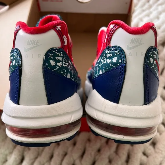 Nike Air Max 95 Girls Shoes Size 3Y, Color: White/University Red •slightly used