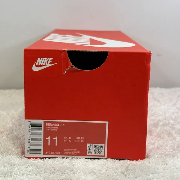 Nike Benassi JDI Slides
