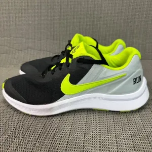 Nike Big Kids' Star Runner 3 Youth Size 6Y Black &amp; Yellow Running Shoes
