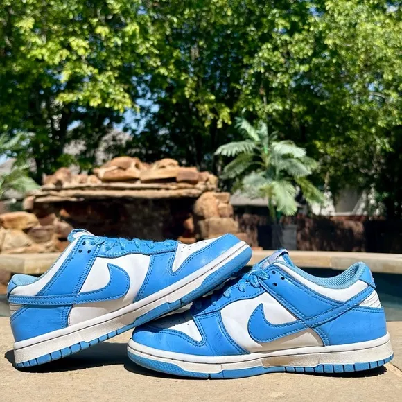 Nike Dunk Low UNC Blue Grade School - Size 5Y (CW1590-103)