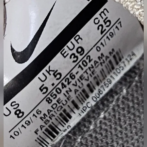 Nike Fearless Flyknit (850426-102)