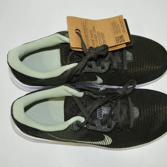 Nike Flex Experience Run 11 Unisex Road Running Size Men's 7 Women's 8.5 (New)