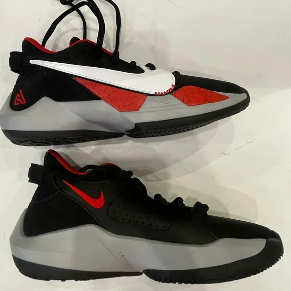 Nike Freak 2 GS cn8574 new in box