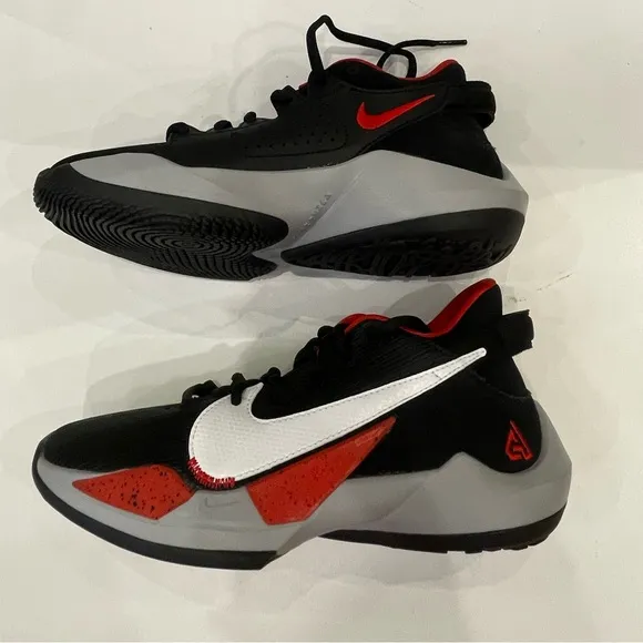 Nike Freak 2 GS cn8574 new in box