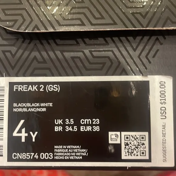 Nike Freak 2 GS cn8574 new in box