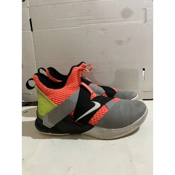 Nike LeBron lrjsfg 330503 Mens size 10 Basketball Sneakers AO4054-800  Shoes