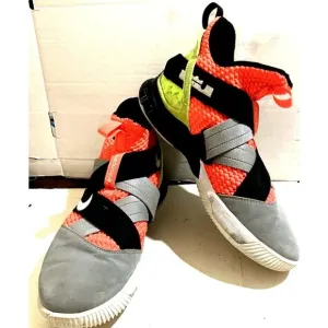 Nike LeBron lrjsfg 330503 Mens size 10 Basketball Sneakers AO4054-800  Shoes