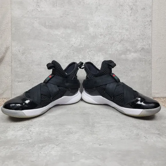 Nike LeBron Soldier 12 SFG Black Mens Size 9 Basketball Shoes Sneakers