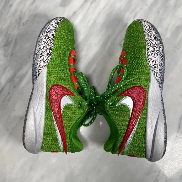 Nike LeBron XX 20 Stocking Stuffer Basketball Shoes FJ4955-300 Sneakers Men Sz 8
