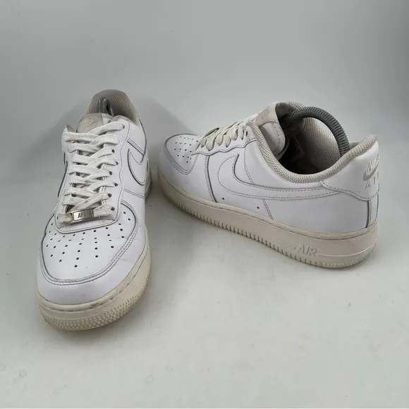 Nike Men’s Air Force 1 ‘07 Triple White Leather Sneakers Shoes - Size 8.5