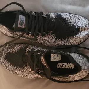 Nike Men's Tennis Shoes