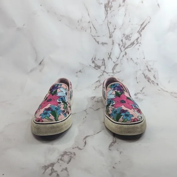 Nike Toki Pink Aloha Floral Sneakers Size 9.5 Canvas Slip On Shoe 724769-605
