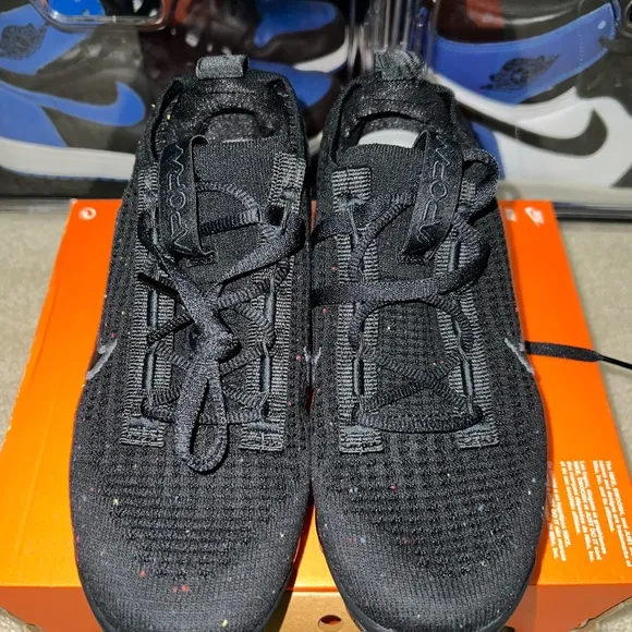 Nike Vapormax 2021 Flyknit GS Black Anthracite DB1550-001 Size 4.5Y