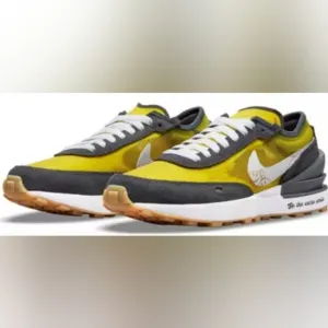 Nike Waffle One &quot;Smile&quot; Grade School Boys' Shoes Size 5Y New MSRP $100