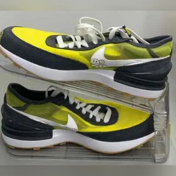 Nike Waffle One &quot;Smile&quot; Grade School Boys' Shoes Size 5Y New MSRP $100