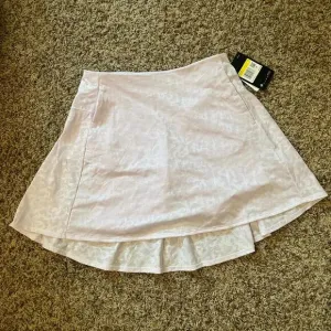 Nike Wmns Breathe Fairway 15&quot; Golf Skorts Sample