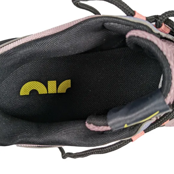 Nike Womens Air Max Verona Sneakers 9.5 Plum Chalk Pink Black Lime Green Shoes