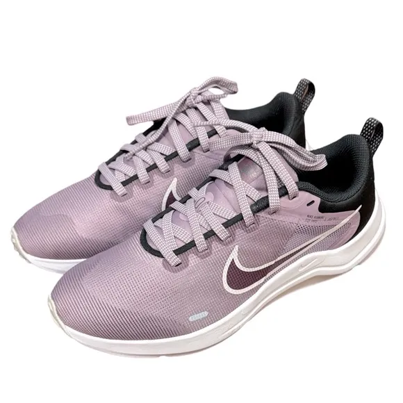 Nike Womens Downshifter 12 Shoes NEW