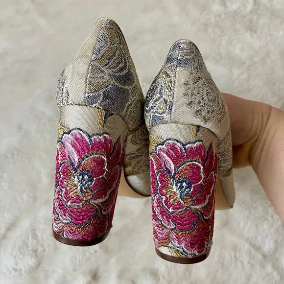 Nine West Floral Pumps